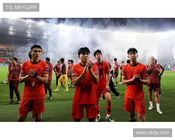 英超狼队新球衣配色与球迷反响